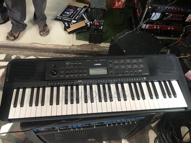 Yamaha PSR 273 Keyboard and Combo · Photo 3