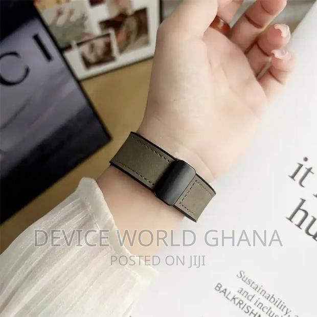 Sos Leather Magnetic Buckle Strap for Apple Watch Series All Models · Photo 7