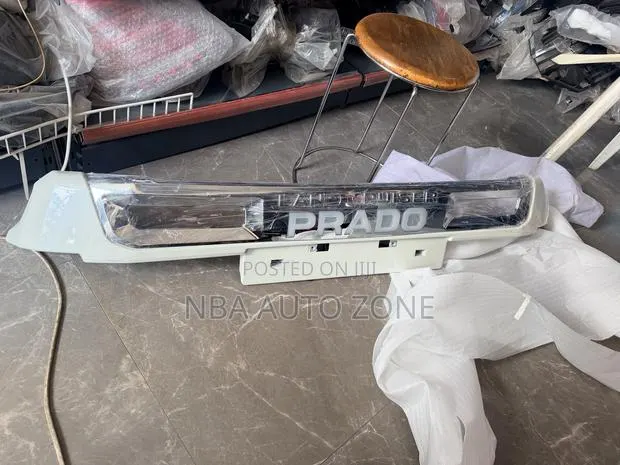 Toyota Land Cruiser Prado 2017-2022 Front Bumper Spoiler Guardwith Led · Photo 1