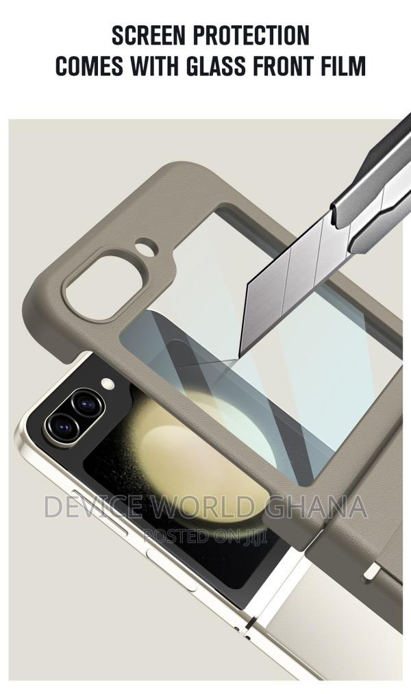 Razr Matte Leather Case for Samsung Z Flip 5 · Photo 3
