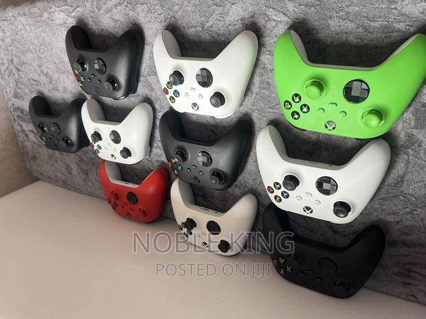 Xbox Series S/X Controllers · Photo 5