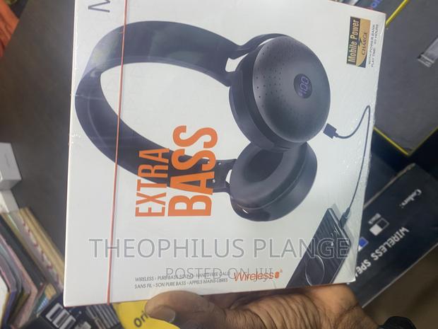 M10 Extra Base Headset ( With Inbuilt Power Bank) · Photo 1