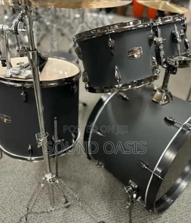 Tama Rhythm Mate 5-PCS Acoustic Drum KIT - Matte Black · Photo 1