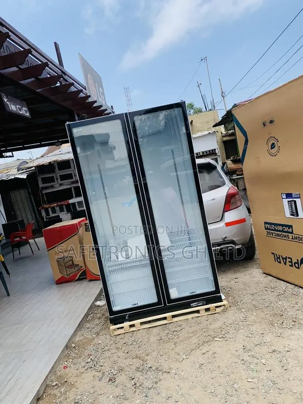 Quality Fast PVC-801-27AA Pearl 690-Liter 2Door Glass Display Fridge · Photo 1