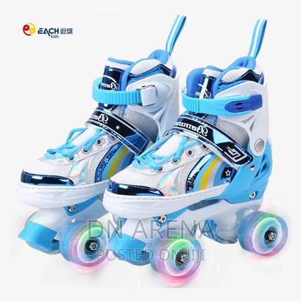 Skating Shoes With Roller Wheels and Custom LED Lights · Photo 2