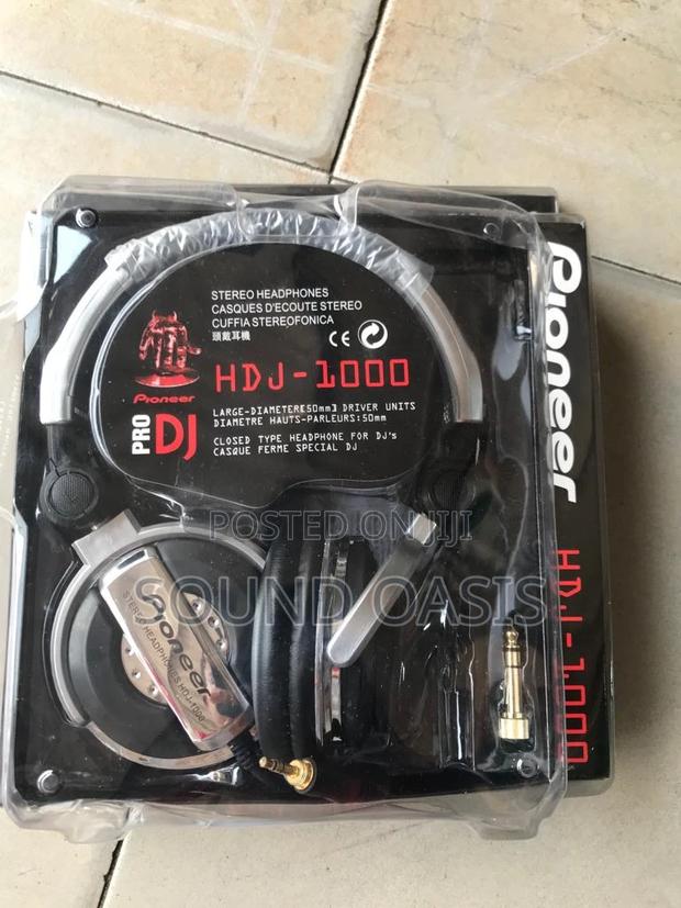 Pioneer HDJ-1000 DJ Headphones · Photo 1