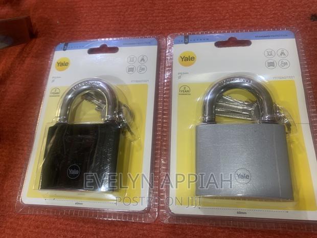 Yale Padlock · Photo 4