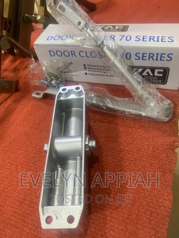 Door Closer Smal Size · Photo 2