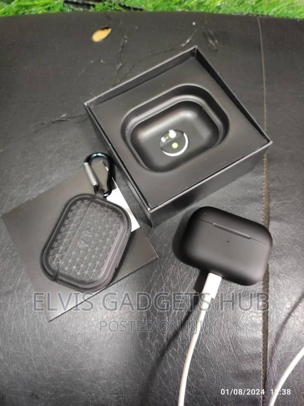 Apple Airpods Pro 2nd Gen Black · Photo 6