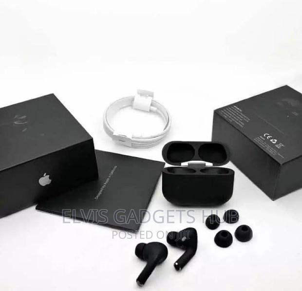 Apple Airpods Pro 2nd Gen Black · Photo 1