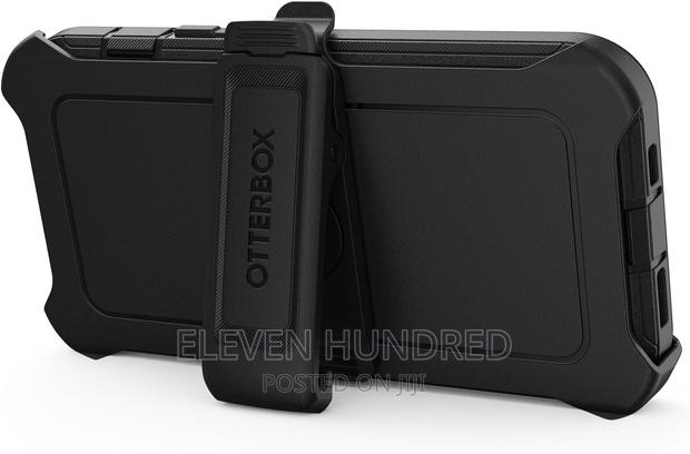 iPhone 15 / iPhone 14 / iPhone 13, Shockproof Case · Photo 2