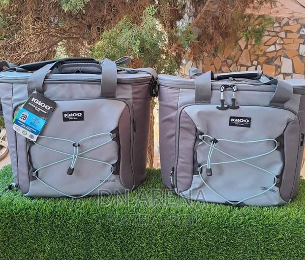 Igloo Tote 28 Maxcold Voyager Softsided Tote Cooler 28can · Photo 1