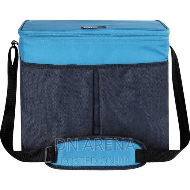 Igloo 12 Cans Capacity Lunch Bag · Photo 2