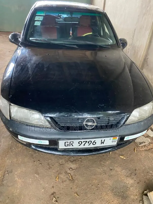 Opel Vectra 1998 Black · Photo 1