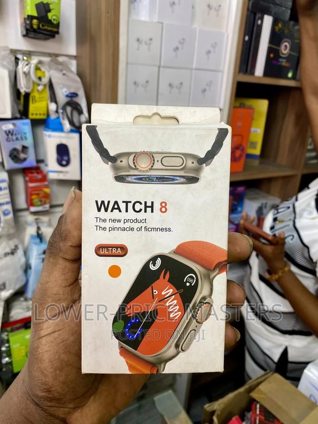 Watch 8 Ultra · Photo 3