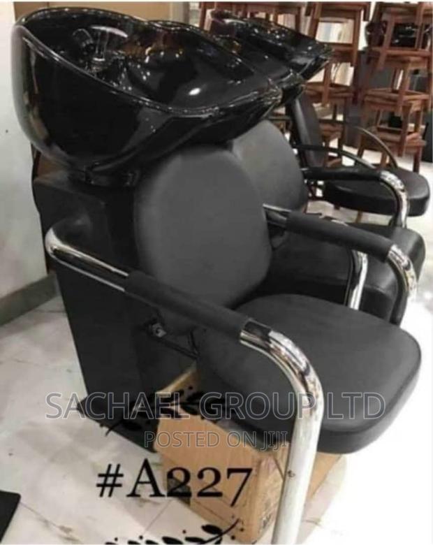 Salon Hair Washing Sink · Photo 4