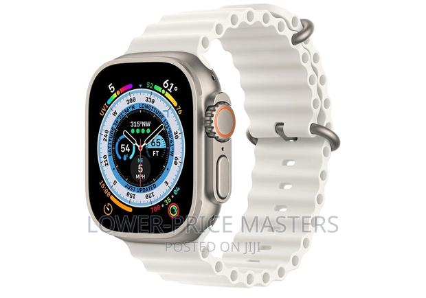 Ultra Watch 8 Smartwatch With 4 in 1 Straps New · Photo 2