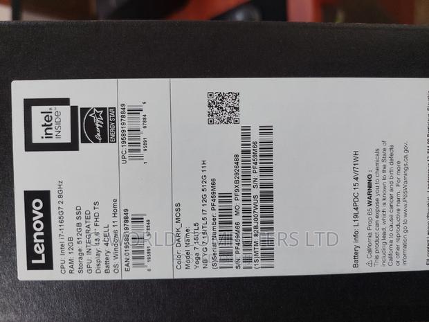 New Laptop Lenovo Yoga 700 12GB Intel Core I7 SSD 512GB · Photo 2