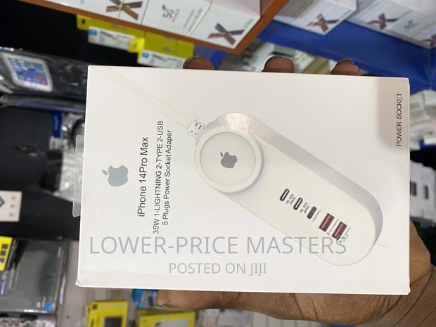 All in 1 Travel Power Adapter Charger · Photo 3