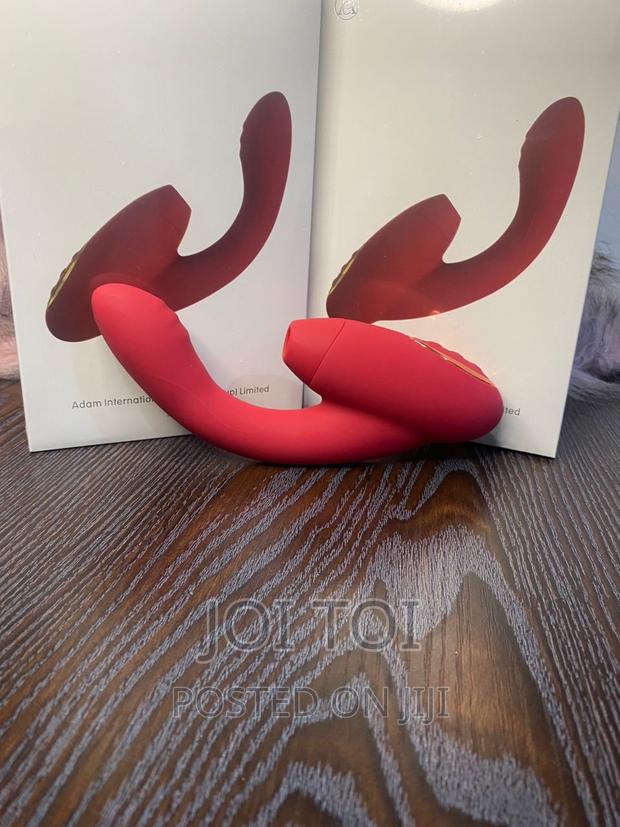 Sucking Vibrator · Photo 1