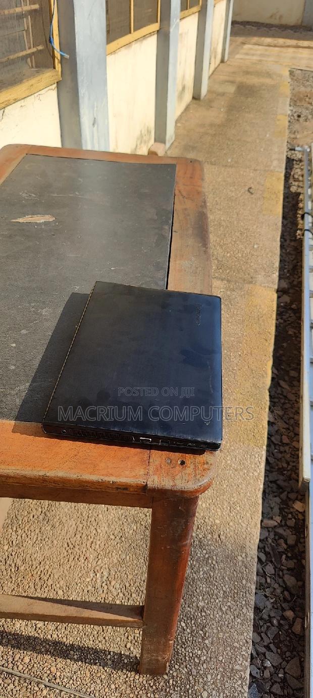 Laptop Lenovo IdeaPad Y500 8GB Intel Core I7 HDD 1T · Photo 4
