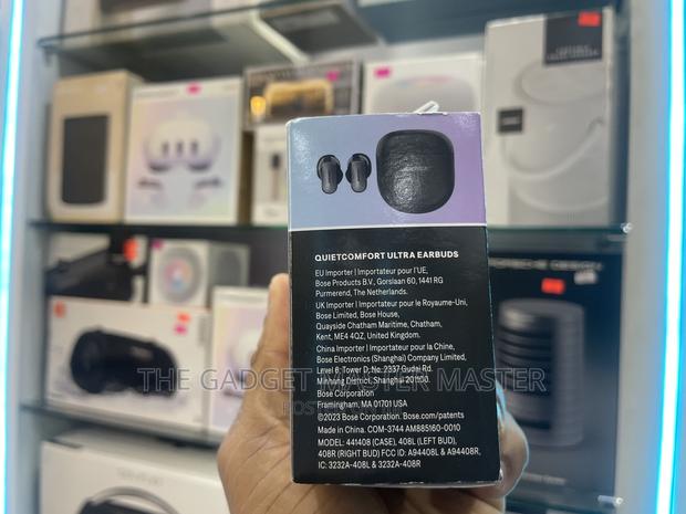 Bose Quietcomfort Ultra Earbuds · Photo 2