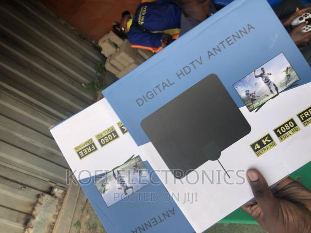 Stickable Indoor TV Antenna Amplifier Digital HD Freeview · Photo 1
