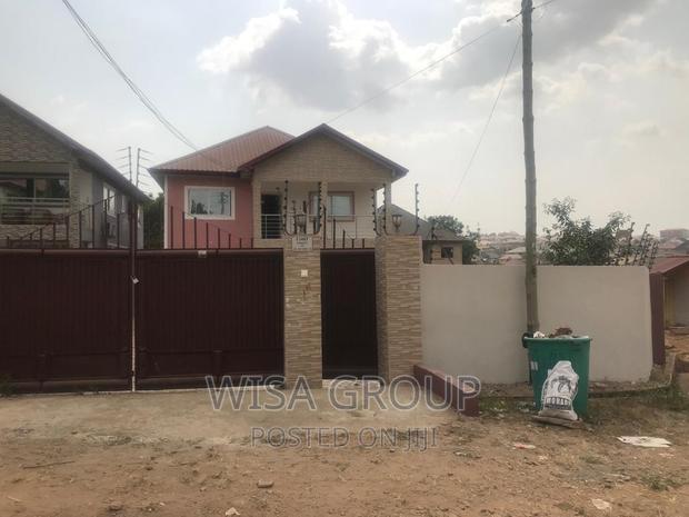 5bdrm Duplex in Wisa Groups, Accra Metropolitan for rent · Photo 2