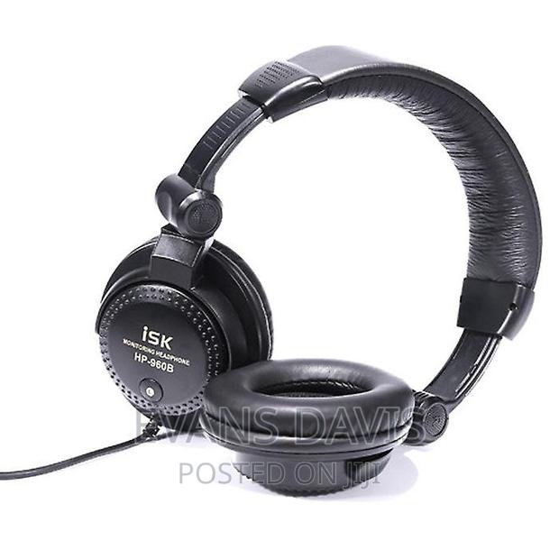 Studio Headphone or in Ear Monitor · Photo 2