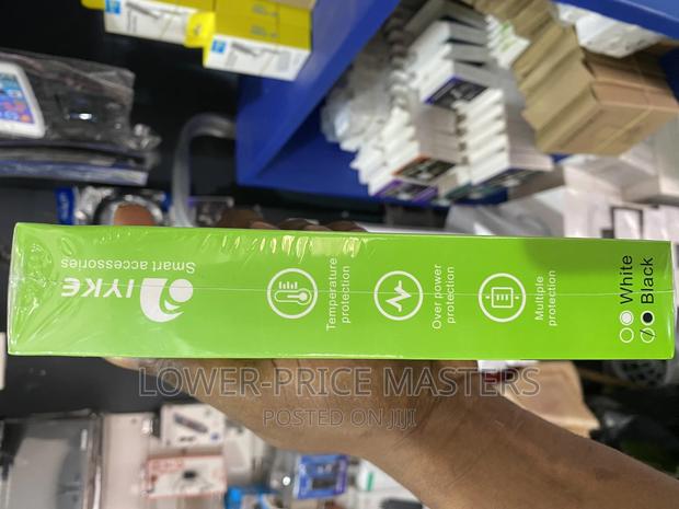 Titan 20,000mh Power Bank · Photo 1
