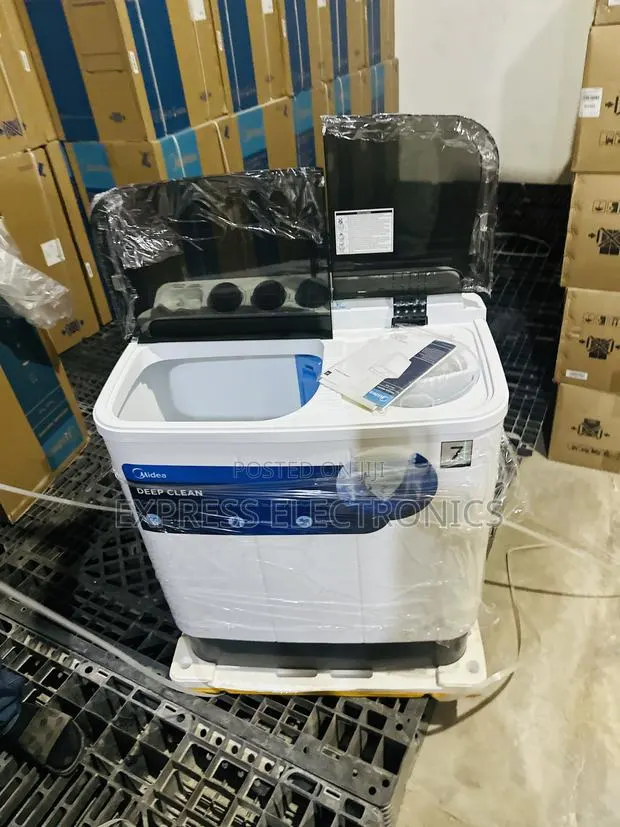 Quick Wash and Spin Dry Midea 7kg Topload Twintub Wm · Photo 1