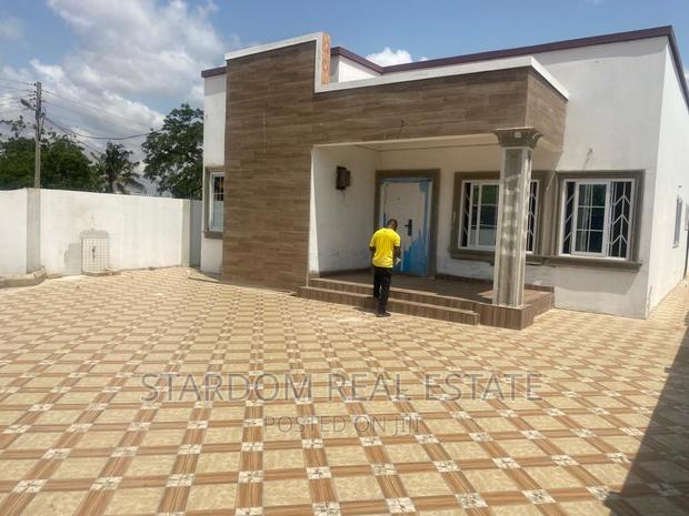 3bdrm Duplex in Coastal Estate, Spintex for rent · Photo 6