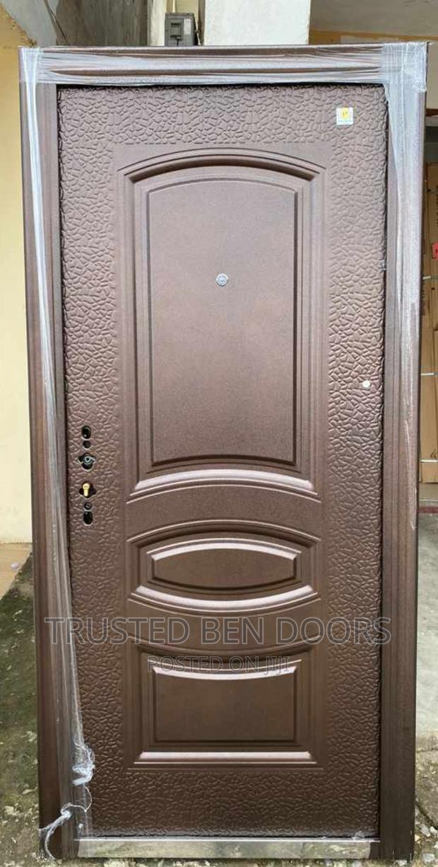 Paladin Turkish Security Internal+External Use Doors · Photo 1