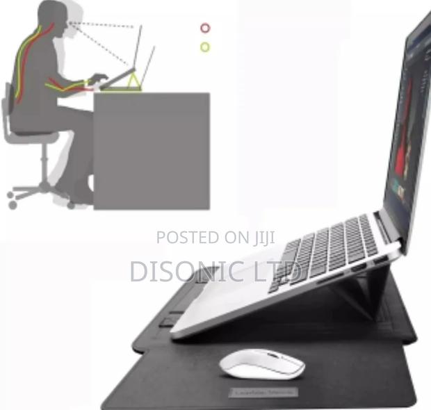 Laptop Case And Stand · Photo 3