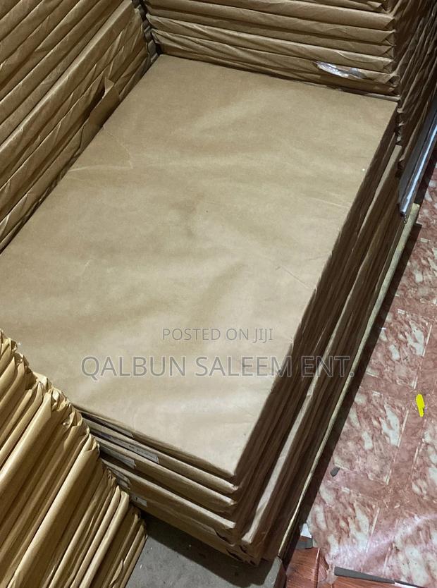Century True Copy Carbonless Paper 50gsm 61x86cm All Colours · Photo 6