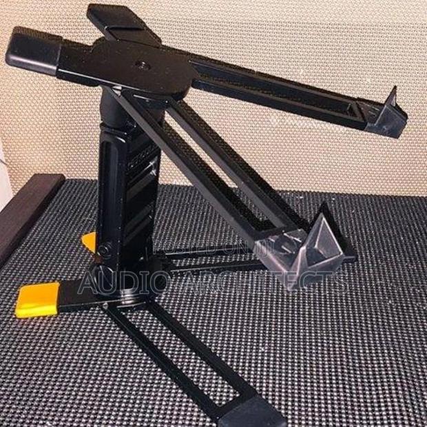 Hercules Laptop Stand (DGB400BB) · Photo 2
