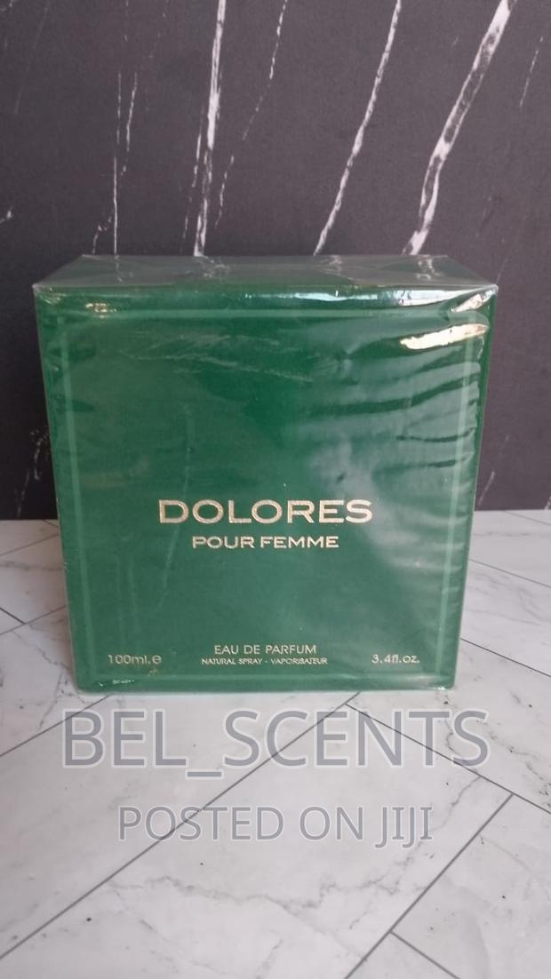 Dolores Perfume · Photo 1