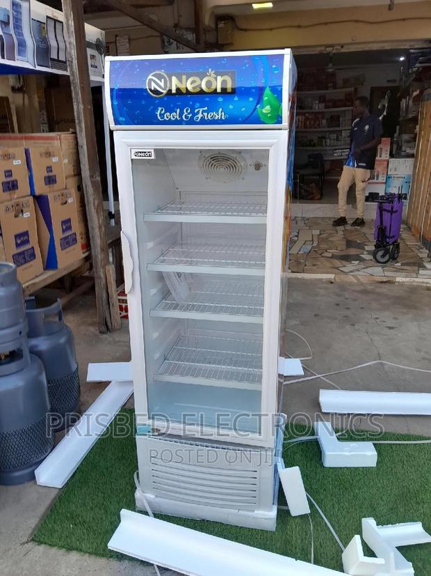 Neon Durable Showcase/Display Fridge 200 Litres · Photo 1