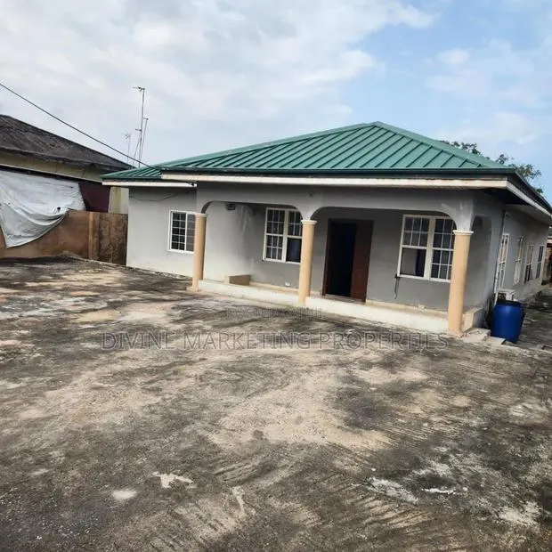 4bdrm House in Osu, Stadium Area for rent · Photo 1