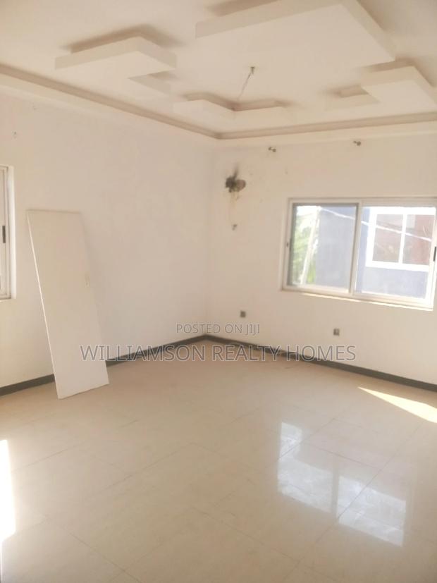 4bdrm House in Hfc Estate, Spintex for rent · Photo 3