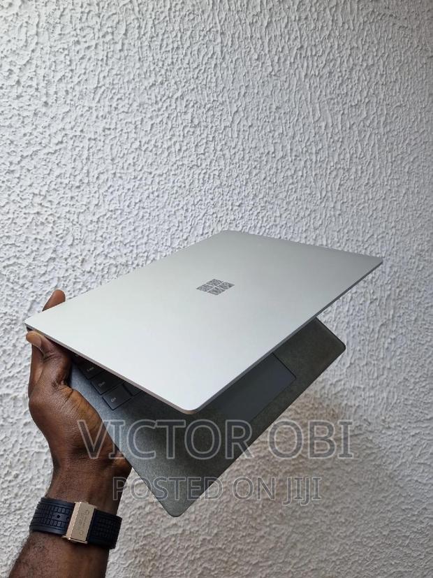 Laptop Microsoft Surface Laptop 2 8GB Intel Core I5 SSD 128GB · Photo 7