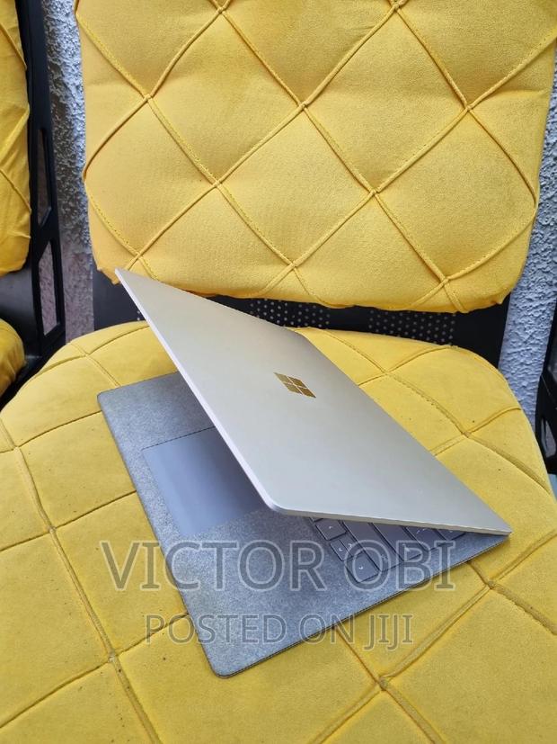 Laptop Microsoft Surface Laptop 2 8GB Intel Core I5 SSD 128GB · Photo 3