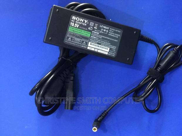 Sony 19.5v Laptop Charger · Photo 1