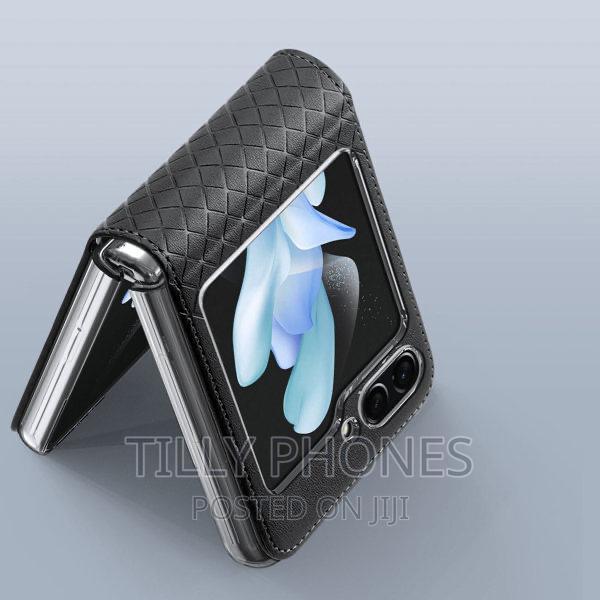 Galaxy Flip 5 Case · Photo 1