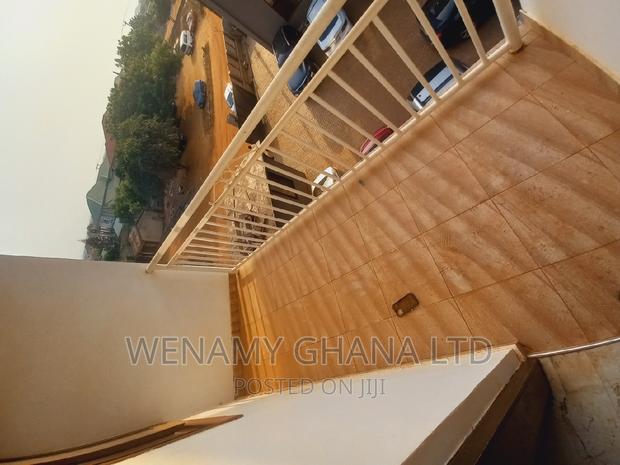2bdrm Apartment in Community 25, Tema Metropolitan for rent · Photo 2