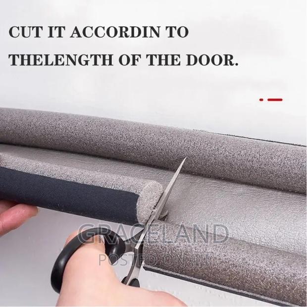 Door Bottom Sealing Strip Windproof Anti-Mosquito · Photo 3