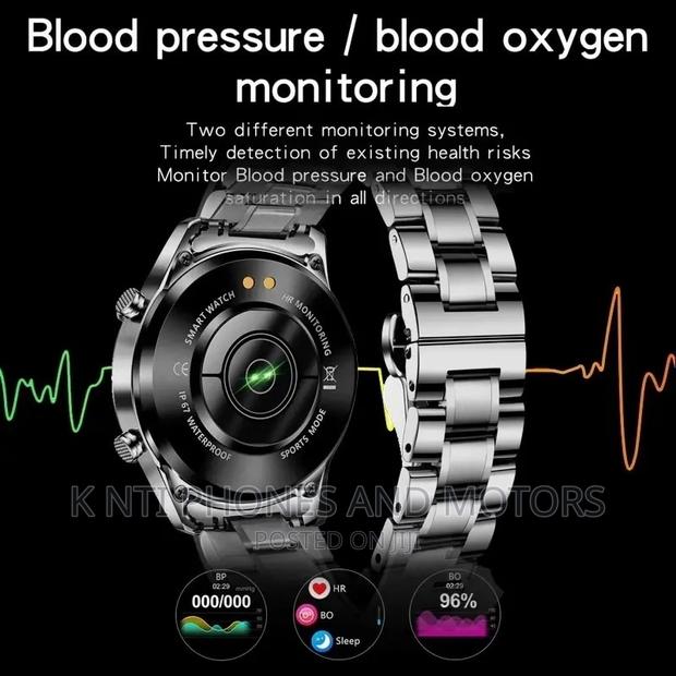 Stainless Steel Smartwatch · Photo 6