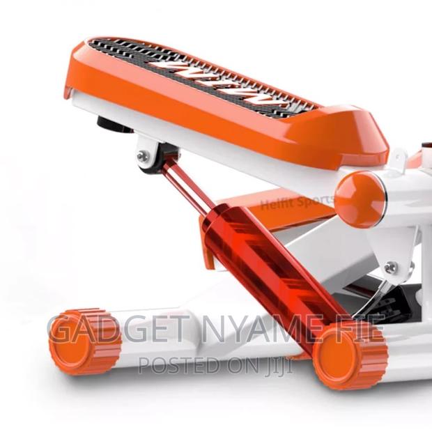 Digital Mini Stepper With Resistant Bands · Photo 1