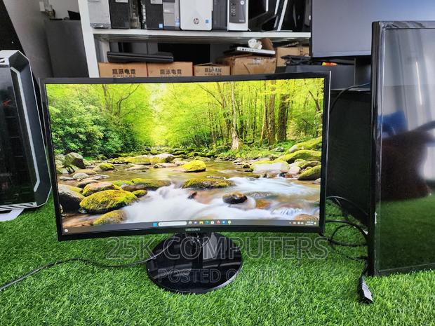 Samsung 27inch Curved FHD Display · Photo 4