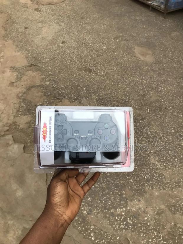 6 in 1 Computer Gamepad · Photo 2